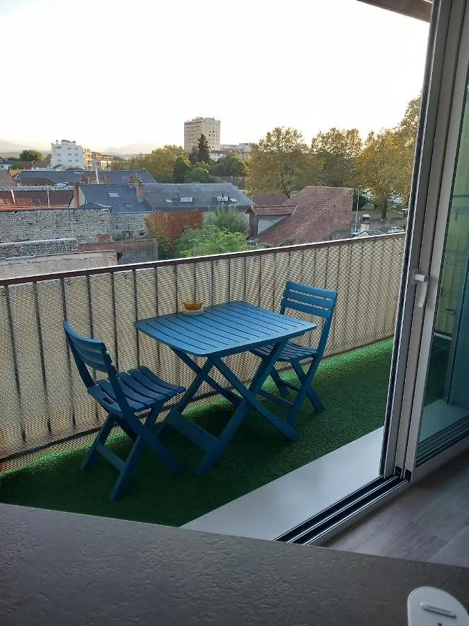 L'Oasis Apartment Tarbes France